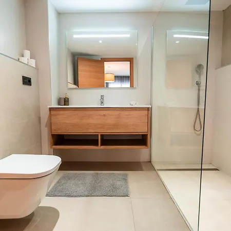 Luxurious In Near *