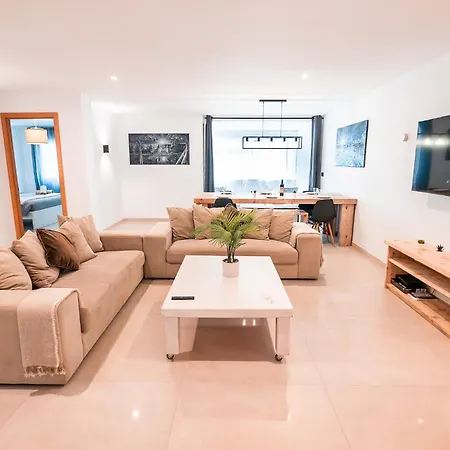 Apartment Luxurious In Near