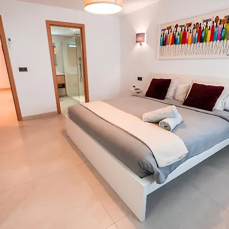 Apartment Luxurious In Near *